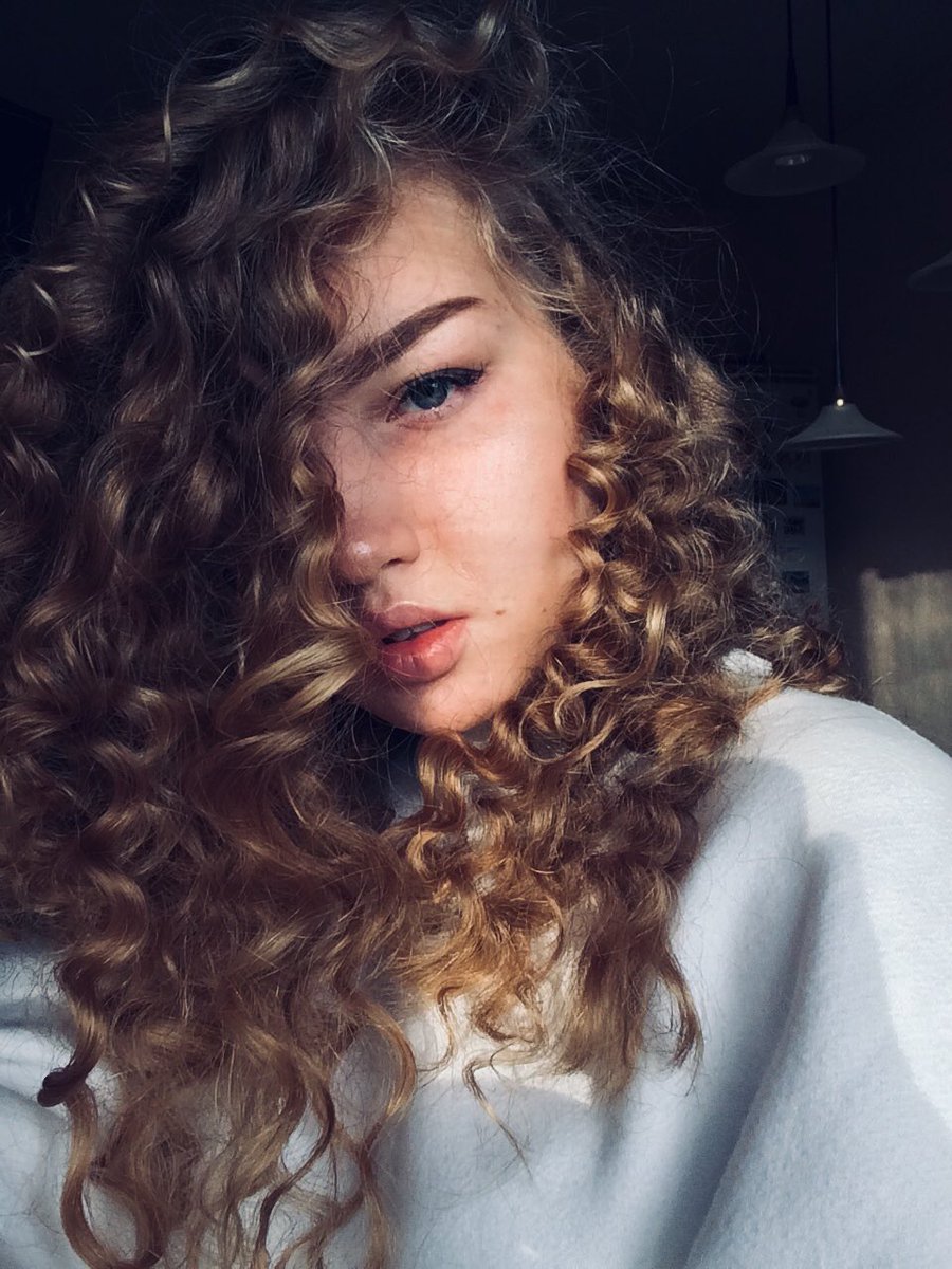 Alekseeva43's tweet photo. 👸🏼 https://t.co/1Ll0sxDrji