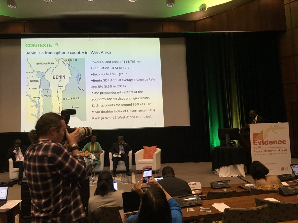 ebase_africa's tweet photo. .@deohoun discusses #PolicyEvaluation in #Benin @benin @Africa_evidence #Evidence2018 feat how #evidence is used @3ieNews #WACIE @campbellreviews @realSanniYaya @bornfyne @mnkangu @okwen @ImplementSci https://t.co/WEWuMchiIP