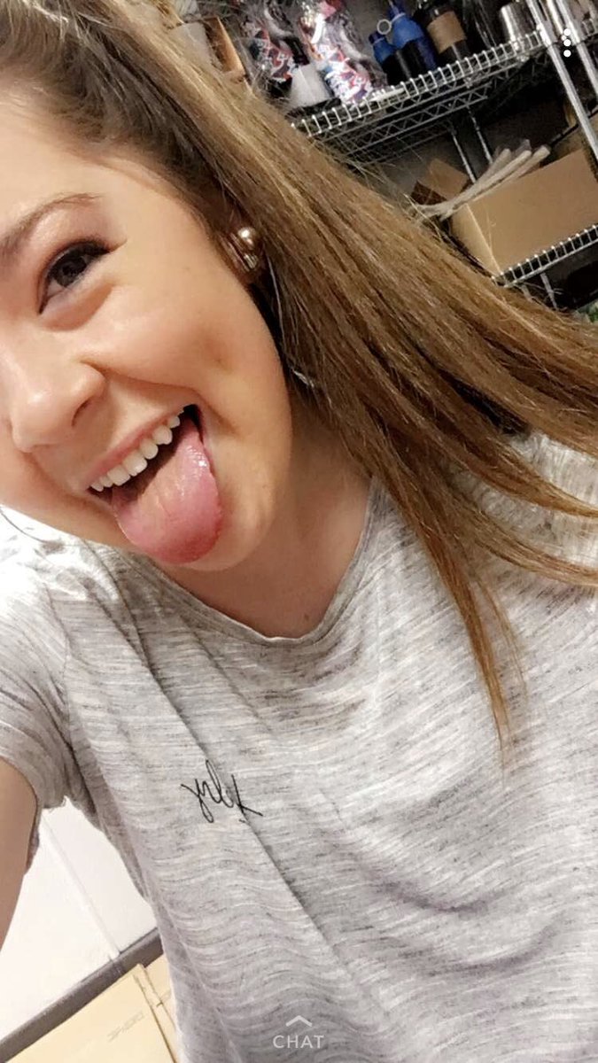 Bowhunter_27's tweet photo. No clue how I got so lucky @AnnnnaBannanna https://t.co/SuTmQxmn58