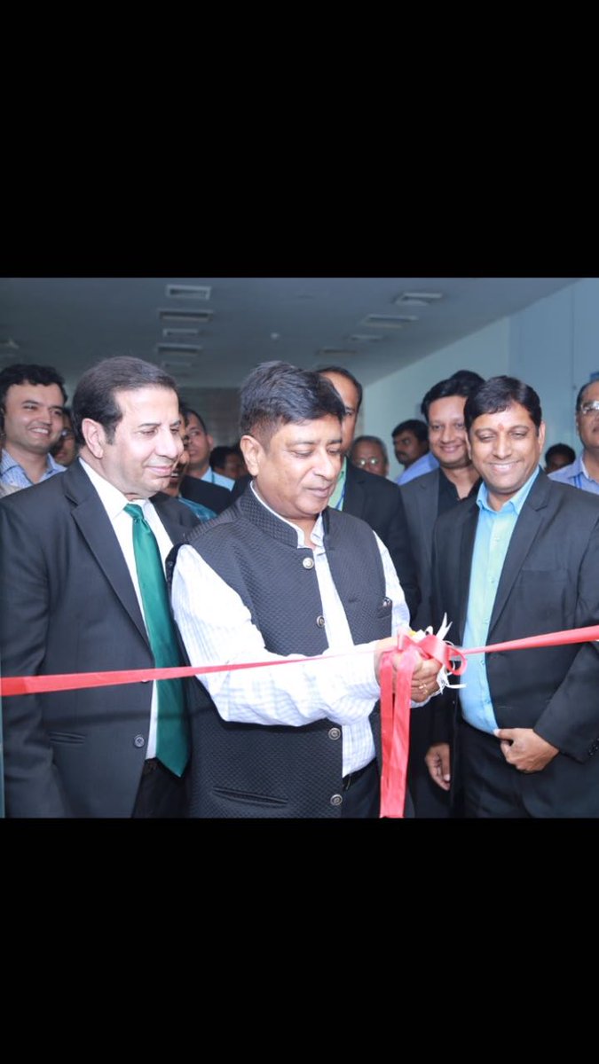 ClubOneAir1's tweet photo. Club One Air Inaugrates its fourth airport lounge - At the vibrant city of Ahmedabad. On August 31st 2018, Club One Air launched its fourth Airport Lounge at Ahemdabad.
.
.
#cluboneair #inaugrates #airport #lounge #ahmedabad #RajanMehra #ceremony #launch #events #snacks https://t.co/mIQwOXWP1g