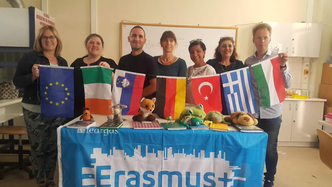 Sadık Göçen Anadolu Lisesi (@sadikgocen48) on Twitter photo İrlanda, Macaristan ve Almanya hareketliliklerini değerlendirip, Slovenya hareketliliğini planladığımız Yunanistan bulusmamızdan selamlar :) <a href="/muglakavaklide1/">muglakavaklideremem</a> <a href="/ulusalajans/">Türkiye Ulusal Ajansı 🇹🇷 Turkish NA</a> @MuglaMem <a href="/MuglaArGe/">Muğla Ar-Ge</a> <a href="/tcmuglavaliligi/">Muğla Valiliği</a> <a href="/demecgazetesi1/">yatağandemecgazetesi</a> <a href="/yurtgazetesi/">Yurt Gazetesi</a> <a href="/hamlegazetesi/">hamle gazetesi</a> @KentGazete İrlanda, Macaristan ve Almanya hareketliliklerini değerlendirip, Slovenya hareketliliğini planladığımız Yunanistan bulusmamızdan selamlar :) <a href="/muglakavaklide1/">muglakavaklideremem</a> <a href="/ulusalajans/">Türkiye Ulusal Ajansı 🇹🇷 Turkish NA</a> @MuglaMem <a href="/MuglaArGe/">Muğla Ar-Ge</a> <a href="/tcmuglavaliligi/">Muğla Valiliği</a> <a href="/demecgazetesi1/">yatağandemecgazetesi</a> <a href="/yurtgazetesi/">Yurt Gazetesi</a> <a href="/hamlegazetesi/">hamle gazetesi</a> @KentGazete