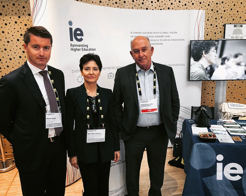 joelasiapacific's tweet image. A special thanks to the Embassy of Spain and members of the #Press that stopped by to speak with the @IEbusiness delegation at the IE  booth at #T50EBF! | @thinkers50  @MAECgob #globalengagement