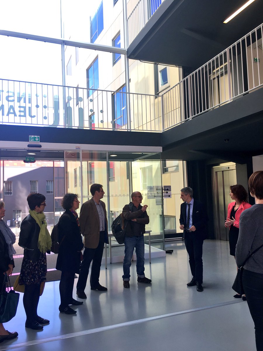 CNRS_Centre_Est's tweet image. Top départ de l’après-midi #TalentsCNRS ! Visite de l’@labo_IJL , laboratoire de Danielle Pierre en compagnie du #LIEC et des instituts @INC_CNRS @INEE_CNRS @INSU_CNRS @Univ_Lorraine