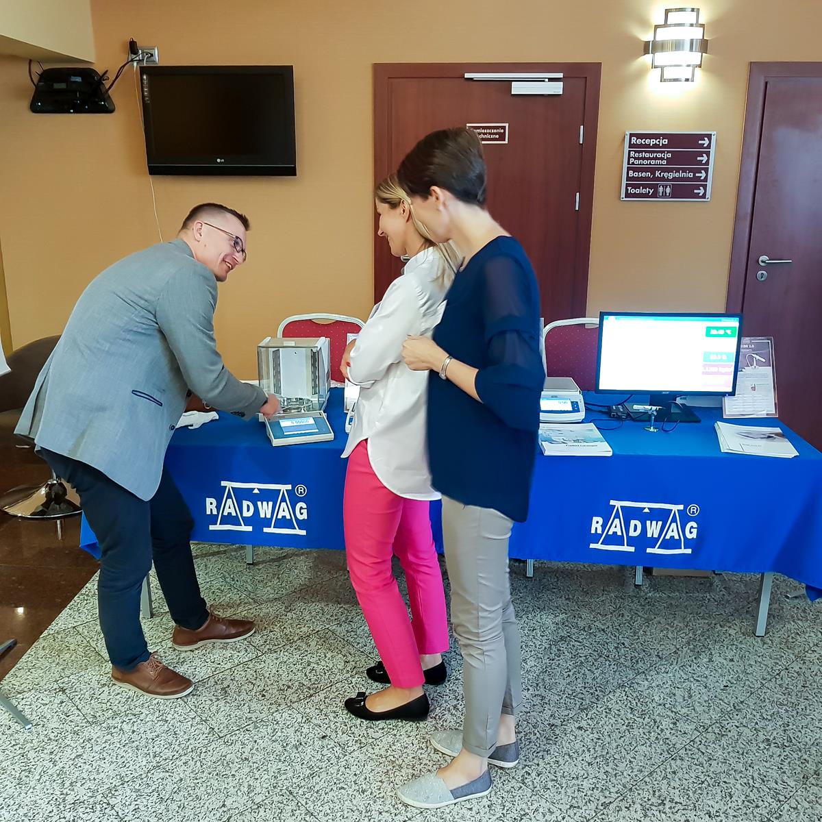 RADWAGscales's tweet photo. On 10 – 12 September 2018, #RADWAG participated in the II tour of the XXIV Symposium of the #POLLAB Club '#Data #analysis in a #laboratory', the event took place in Wisła. This year, issues regarding new PN-EN #ISO/IEC 17025:2018 standard were discussed. https://t.co/6FHGWE7Lca