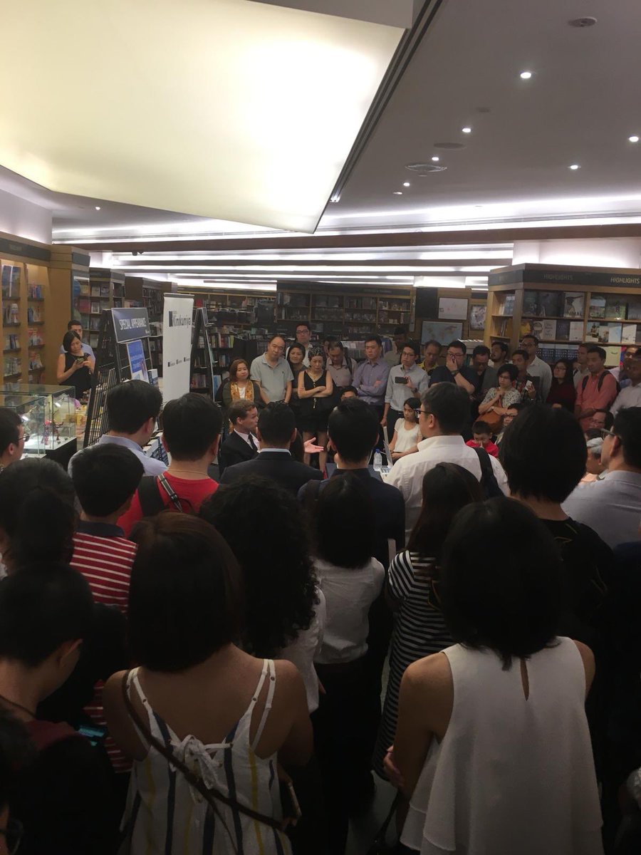 Great talk by <a href="/TomWrightAsia/">Tom Wright</a> at Kinokuniya Ngee Ann City. Congratulations!