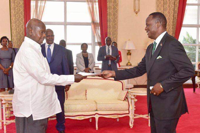 sylmaxconsult's tweet photo. https://t.co/bTuTU2ZpGR would like to congratulate @AmbKiema upon his presentation of letters of credence to @KagutaMuseveni,the President of the Republic of Uganda. We are honored to be part of this Regional Integration Journey - a Journey that @AmbKiema is so passionate about. https://t.co/yzlXz5oVOl