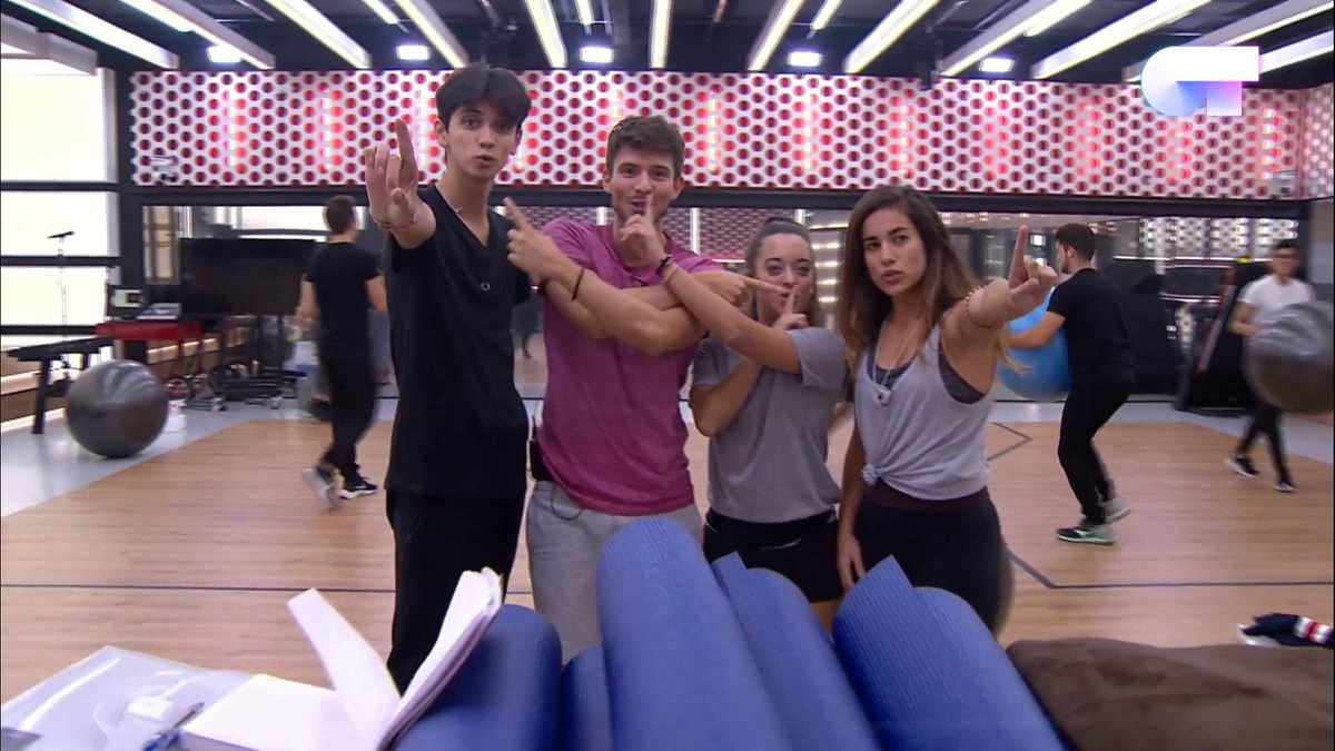 QueenOfNoises's tweet image. Yo cuando me dicen que #Dight no es real

#OT2018 #Cave #Davlos #OTDirecto26SEP