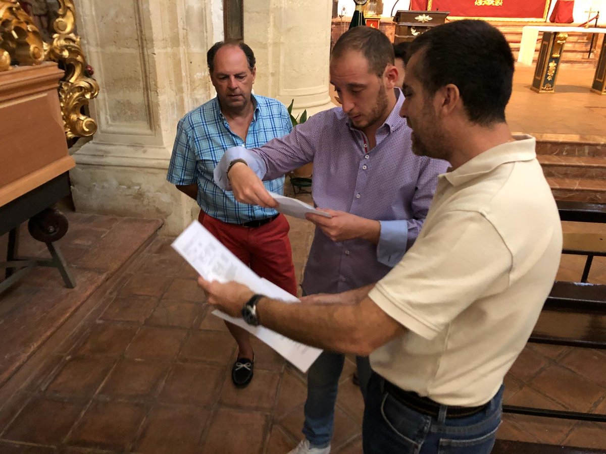 Firmado el proyecto de trono de Jesús Orando e inicio de la segunda fase en madera de la Pollinica de Antequera <a href="/PollinicaAtq/">POLLINICA ANTEQUERA</a> #CofradiasATQ #CofradiasMLG las4esquinas.com/firmado-el-pro…