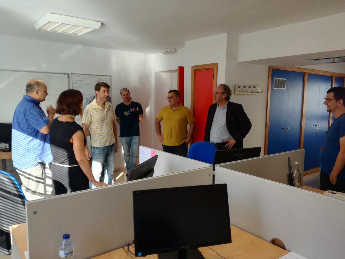 goib's tweet photo. Visitam #IEDIB l'Institut d'ensenyament a distància de les Illes Balears @EDUN_IB afavorim la diversitat, l’obertura i la flexibilitat en el sistema educatiu➡https://t.co/ZaQW6QBHaW https://t.co/SaHlWHegJT