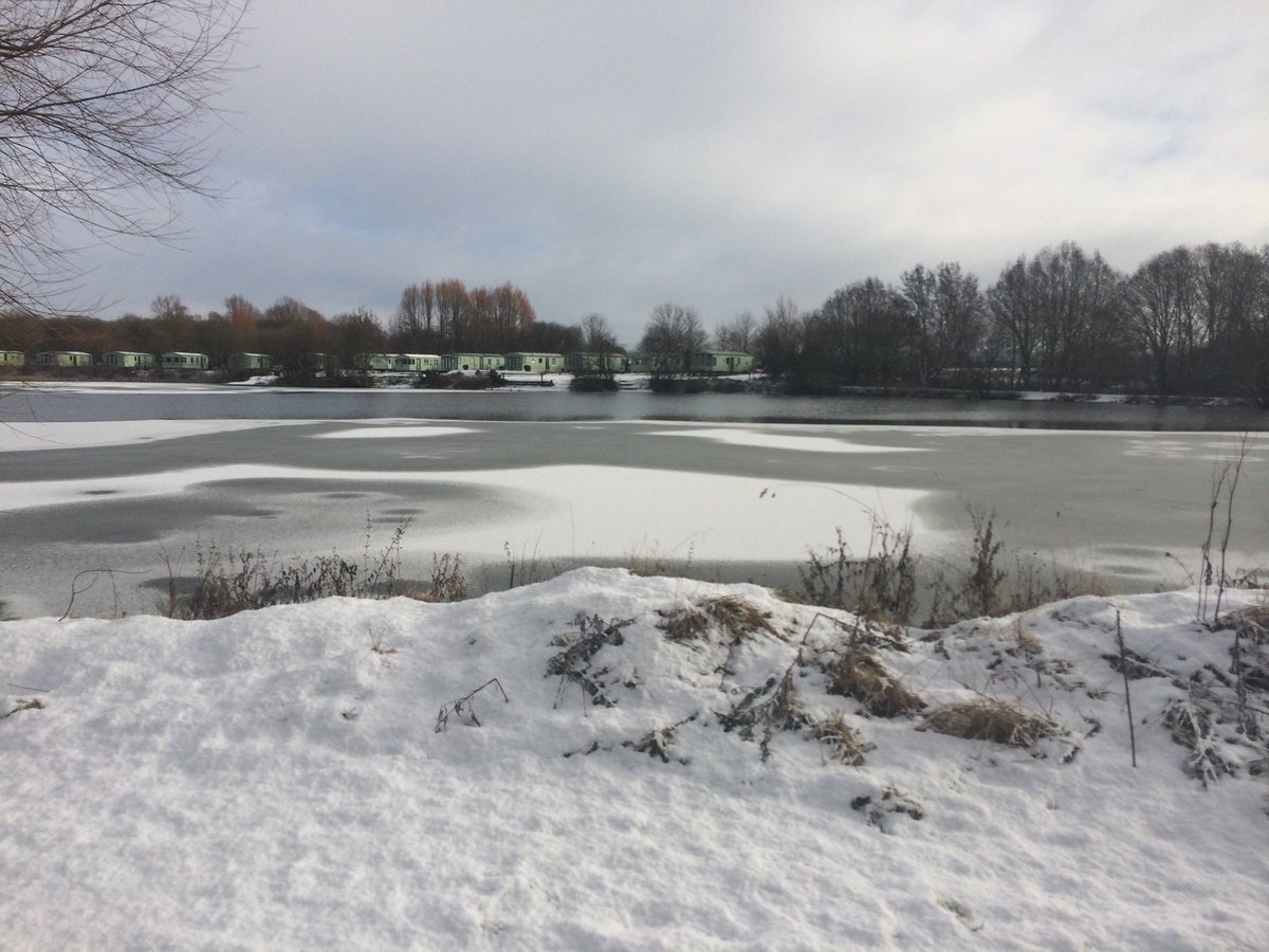 CalorBusiness's tweet photo. Winter is coming! Regular 'Gas Safe' safety inspections are extremely important heading towards the colder months to ensure your boilers, cookers &amp; fixed fires are in good and safe working order; ready to keep your customers warm. #WednesdayWisdom https://t.co/7fVcYI7ftq