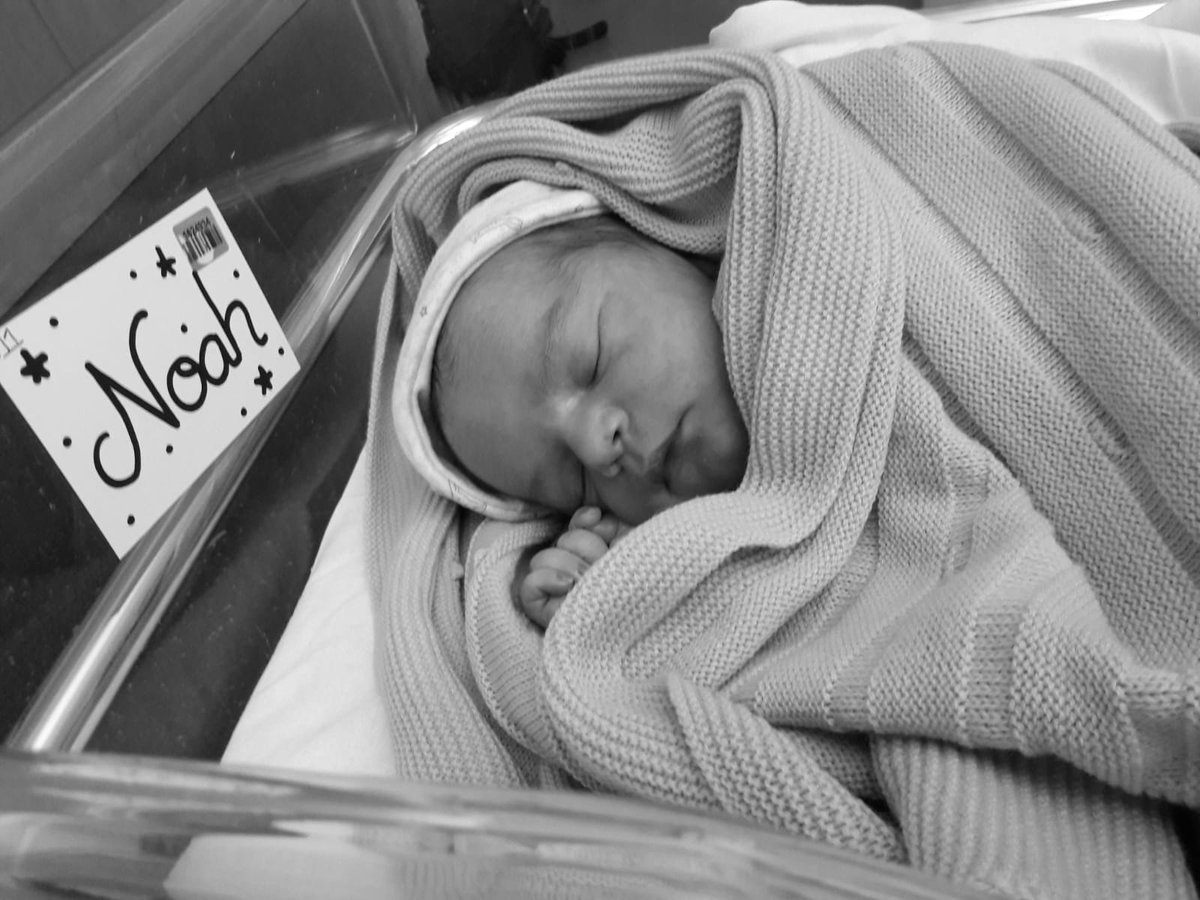 DoMaPJA's tweet photo. Ayer 25/9/18 a las 20:20 nacio mi segundo hijo Noah, sano como un manzano, y puesto que soy su padre solo puedo verlo precioso, me siento orgullosisimo de mi mujer por todo el trabajo de parto que ha realizado y todo lo que ha luchado.
Bienvenido a la vida Noah https://t.co/pmCLTUvjwZ