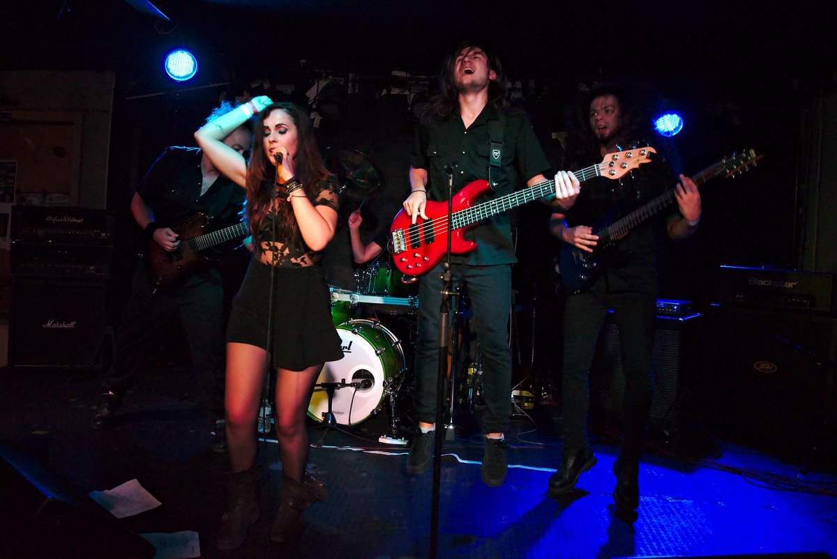 Nouveau live reporten ligne sur Metalship avec le concert de SLEEPING ROMANCE, WITHIN SILENCE et ASKARA au Verlichte Geest de Roulers en Belgique !
fr.metalship.org/livereports/536