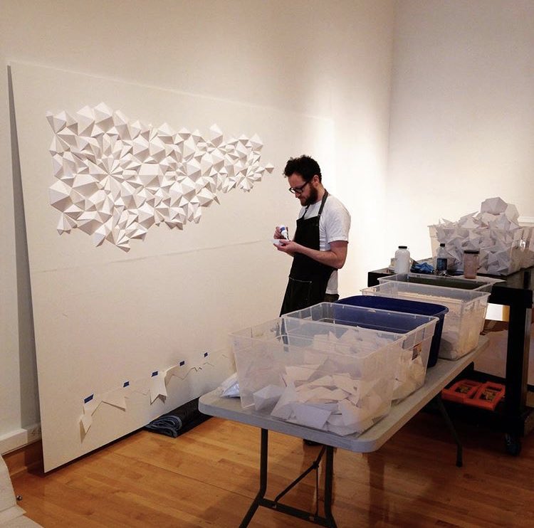 345HarrisonApts's tweet photo. Have you seen the amazing folded paper artwork by artist #MathewShlian on our walls at #345Harrison? His pieces are truly one of a kind! See more of Matts work: https://t.co/P5AJFS8yQS #ItsAllHere #SouthEndLiving #BostonArts https://t.co/frspaov67C