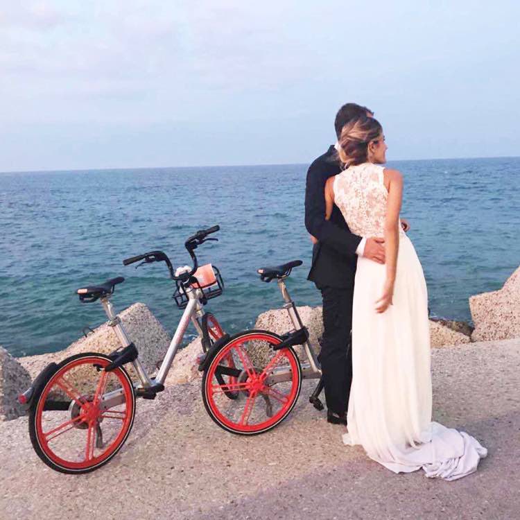 One of our fellow Mobiker from Italy got married over the weekend, together with #Mobike! π΄ββοΈπ΄ββοΈ
We congratulate the couple and wish them a blissful marrriage, filled with many exciting Mobike Adventures! π§‘ https://t.co/uFo3CTQ2o3