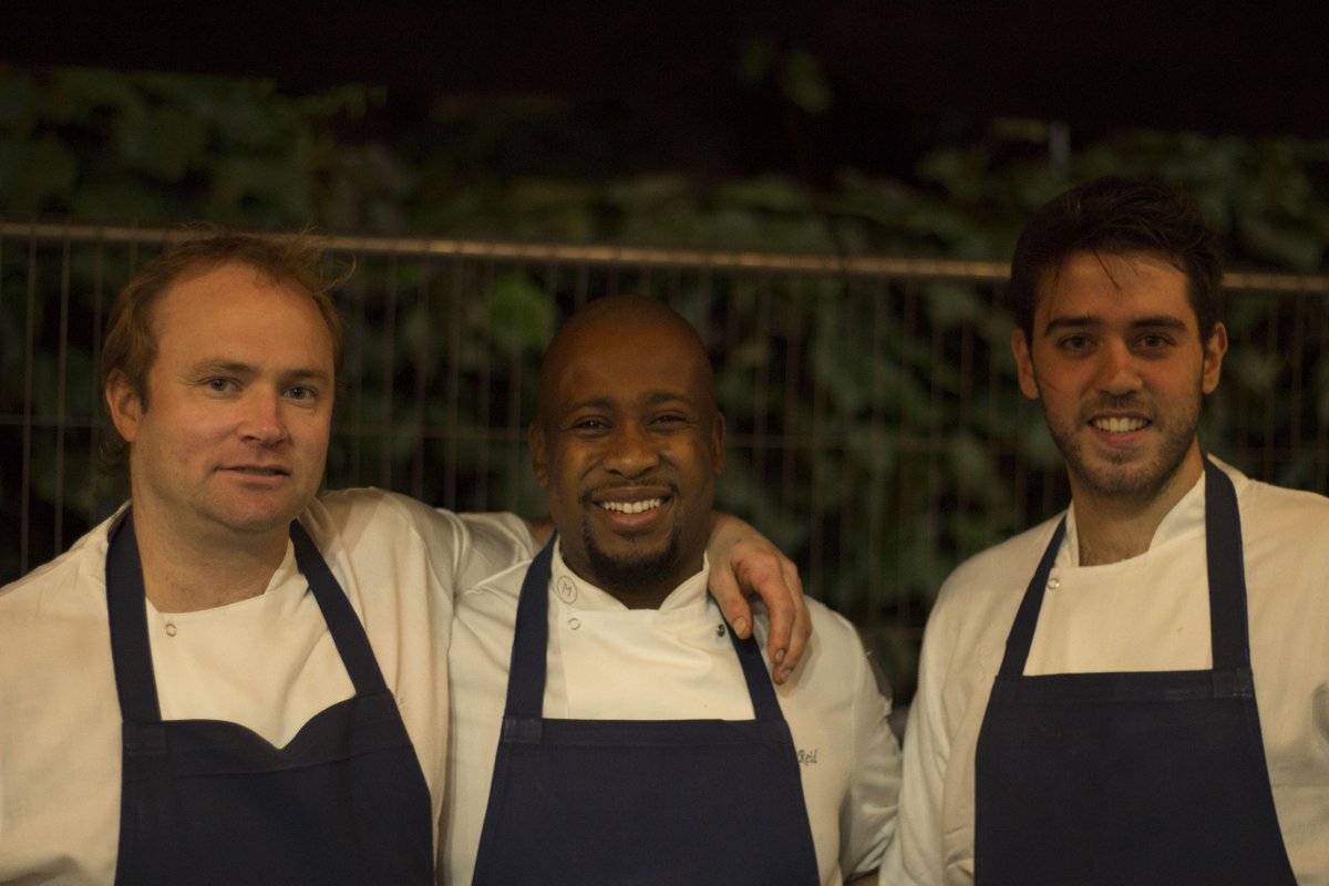 AAH_UK's tweet photo. A huge thank you to brilliant chefs who cooked incredible food at #AuctionAgainstHunger last night including @sugarcuredprawn 
@NievesBarragan1 @mikereidchef @chocolateguide @martinceviche. 

We raised £51,000 which will all go to ending world hunger worldwide! 🎉 https://t.co/hyDLFd8Ji0