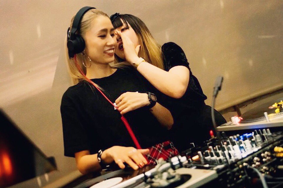 DJ_MIYU's tweet photo. 💟🎧🔊 #DJMIYU #yuitty #DnB #bass #drumnbass #dubstep #bassmusic #smile #DJ #record #vinyl #turntable #AIAIAI #stokyo #tokyo #MARTM #LoungeNeo #DiVANGTUNE https://t.co/WTvyjWpXYY
