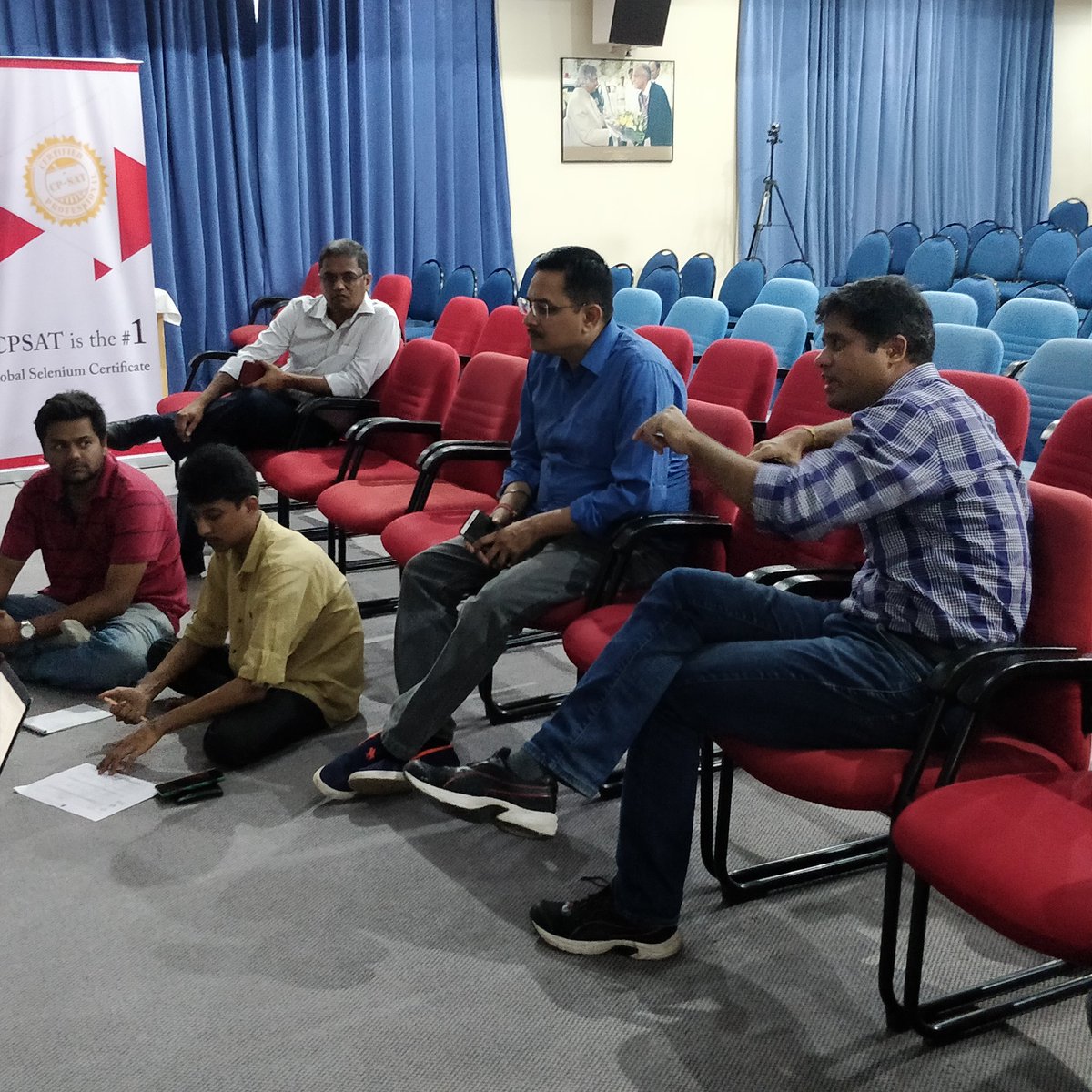 SameerHKulkarn1's tweet photo. #ATAGTR2018 Team Talk https://t.co/YxbSCPaWGm