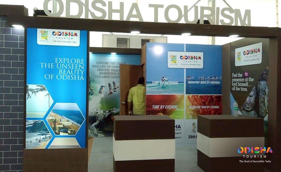 odisha_tourism's tweet photo. #OdishaTourism showcased its tourism potential with #Konark theme decorated stall at the 53rd Annual Convention of @FhraiIndia which was organized at Lucknow. Being the #HostPartner of #HWC2018, the stalls were graced with "Odisha by Morning, Hockey by Evening" campaign. https://t.co/ZAWhAjvVts