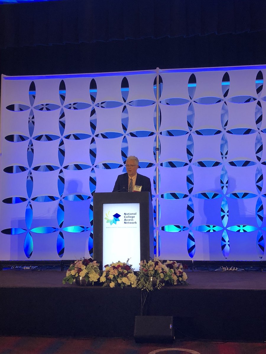 TCASN's tweet photo. TCASN’s executive director Bob Obrohta just received the 2018 @collegeaccess executive leader award! Congratulations Bob - we couldn’t be more proud! https://t.co/C0cKlsmNyE