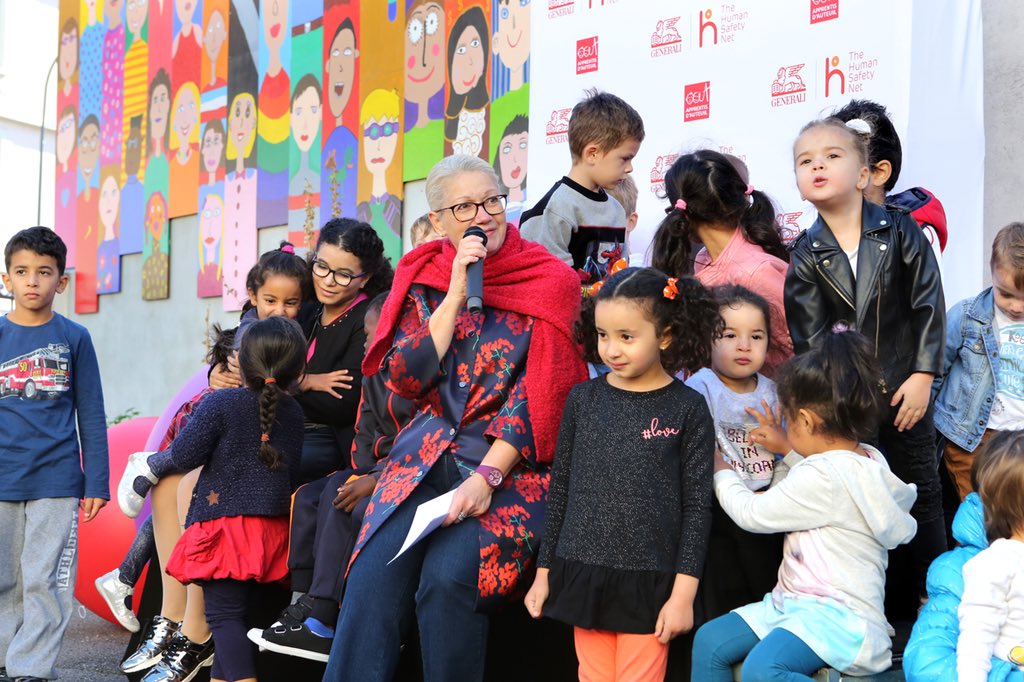 michelelutzh's tweet photo. Ce matin j’ai eu le plaisir d’inaugurer le nouvel espace @HumanSafetyNet @generalifrance ainsi que la magnifique fresque réalisée par des enfants à la #MaisonDes Familles de #Mulhouse avec @alaincouchot, et de nombreux enfants, les citoyens de demain. https://t.co/l3Uq4b0yd4