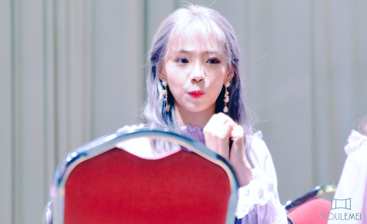 YOULEMEI3's tweet photo. 20180921 신나라 팬사 HQ(1)
#우주소녀 #여름 https://t.co/GFBZjY8qcq