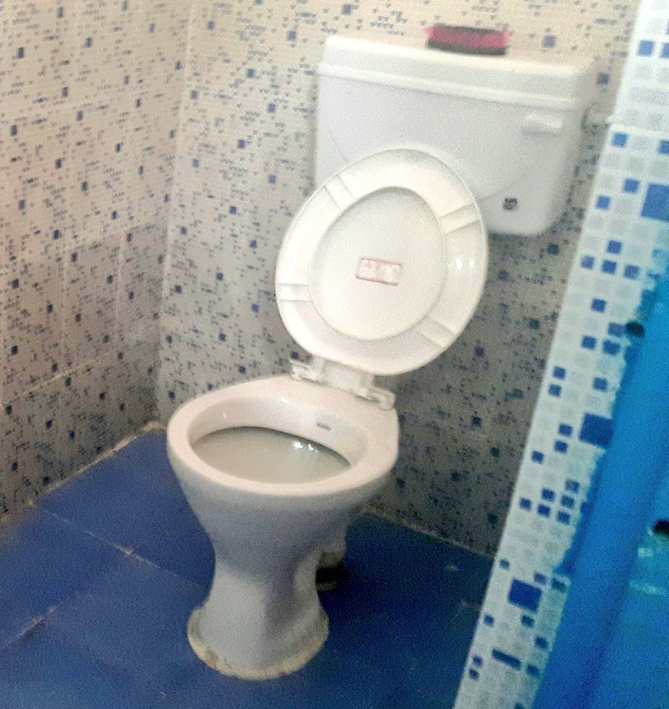 swachhhyd's tweet photo. When Nature Calls 🚽 do visit @ Aramghar old age homes x Rd GHMC Rajendra Nagar Circle #Toilets #Hyderabad @akshaykumar @SrBachchan
#SwachhataHiSeva
#CleanToiletsCleanCity
#SwachhHyderabad
#SwachhIndia
#MyCleanIndia https://t.co/gVZjimMkIs