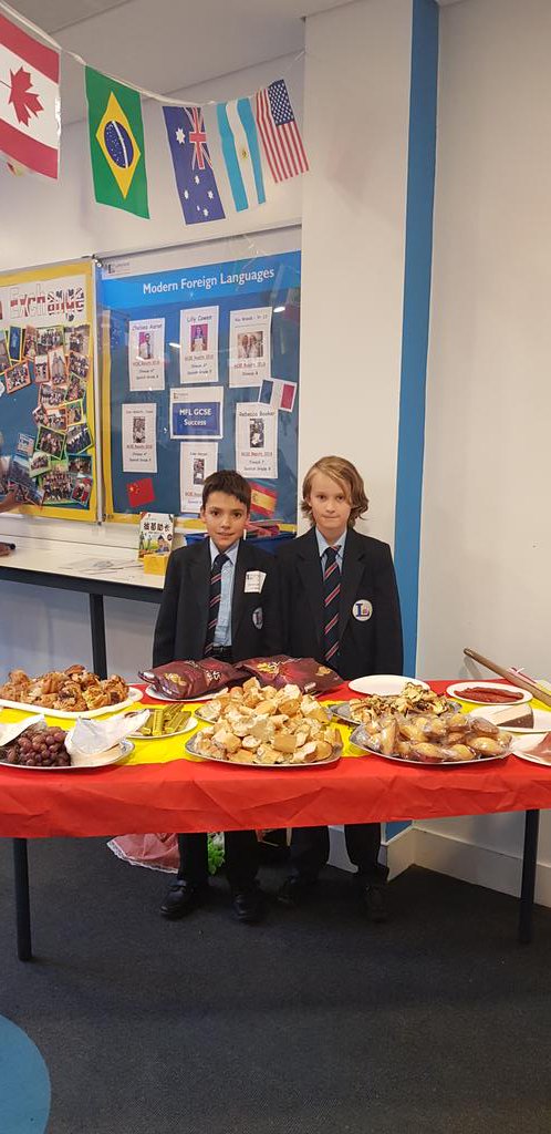 LHS_MFL's tweet photo. Come and join us at tonight's Open evening #LHS #MFL https://t.co/9sqYTQxLly