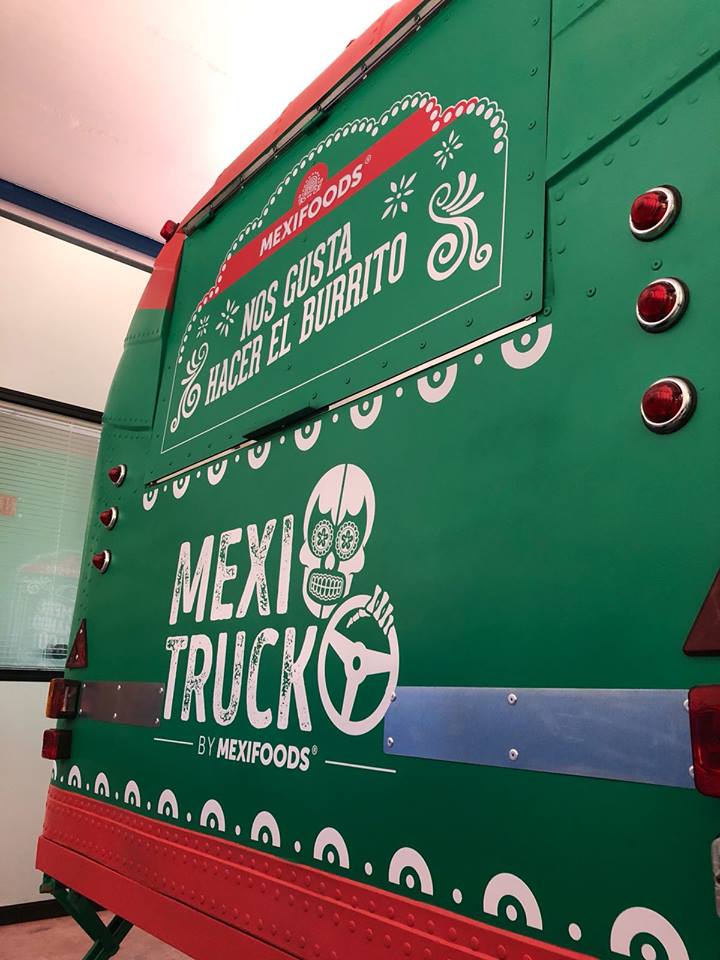 ArtecompOficial's tweet photo. "El coche más bello es el que todavía nos queda por hacer."
como dijo Enzo Ferrari
Mientras tanto en @ArtecompOficial los que producimos nos quedan pero que muy bien no creéis? 😝
#somossoluciones #artecomp #foodtruck #carwrapping #winilodecorte #empresaconcorazon https://t.co/ntkQTstSQi
