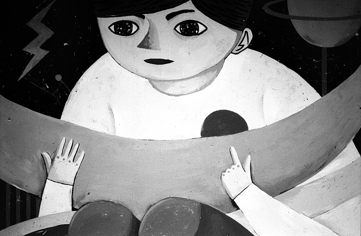 EMULSIVEfilm's tweet photo. The moon in her hands
-
Shot on @kosmofoto Mono 100 at EI 100. 
Black and white negative film in 35mm format.
-
Read on at: https://t.co/ifwg8gguer
-
Filed under: #35mmFormat, #2018May #35mmFormatFilm #BlackAndWhiteNegativeFilm
#shootfilmbenice #filmphotography ... https://t.co/pZnGW0MxrL