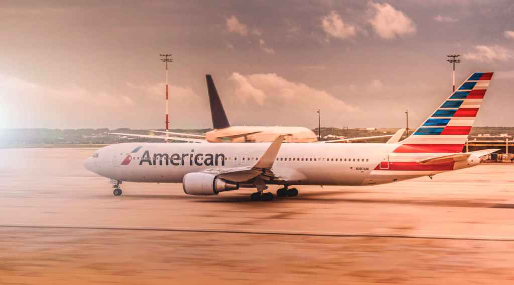 TheLawMother's tweet photo. Anthony Bourdain racked up serious frequent flyer miles traveling to far flung cities to share meals with the locals. Will his heirs be able to inherit them? Probably, but the process won't be simple. #Bourdain #CarPoolLineLaw https://t.co/NyhxCHP3Je https://t.co/Z9tFurmOKD