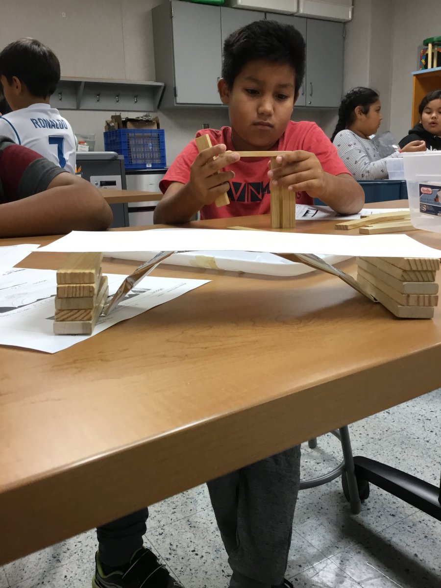 HESlibSTEMtech's tweet image. Learning about and recreating different types of bridges in STEAM lab. @HESlibSTEMtech @Herndon_ES