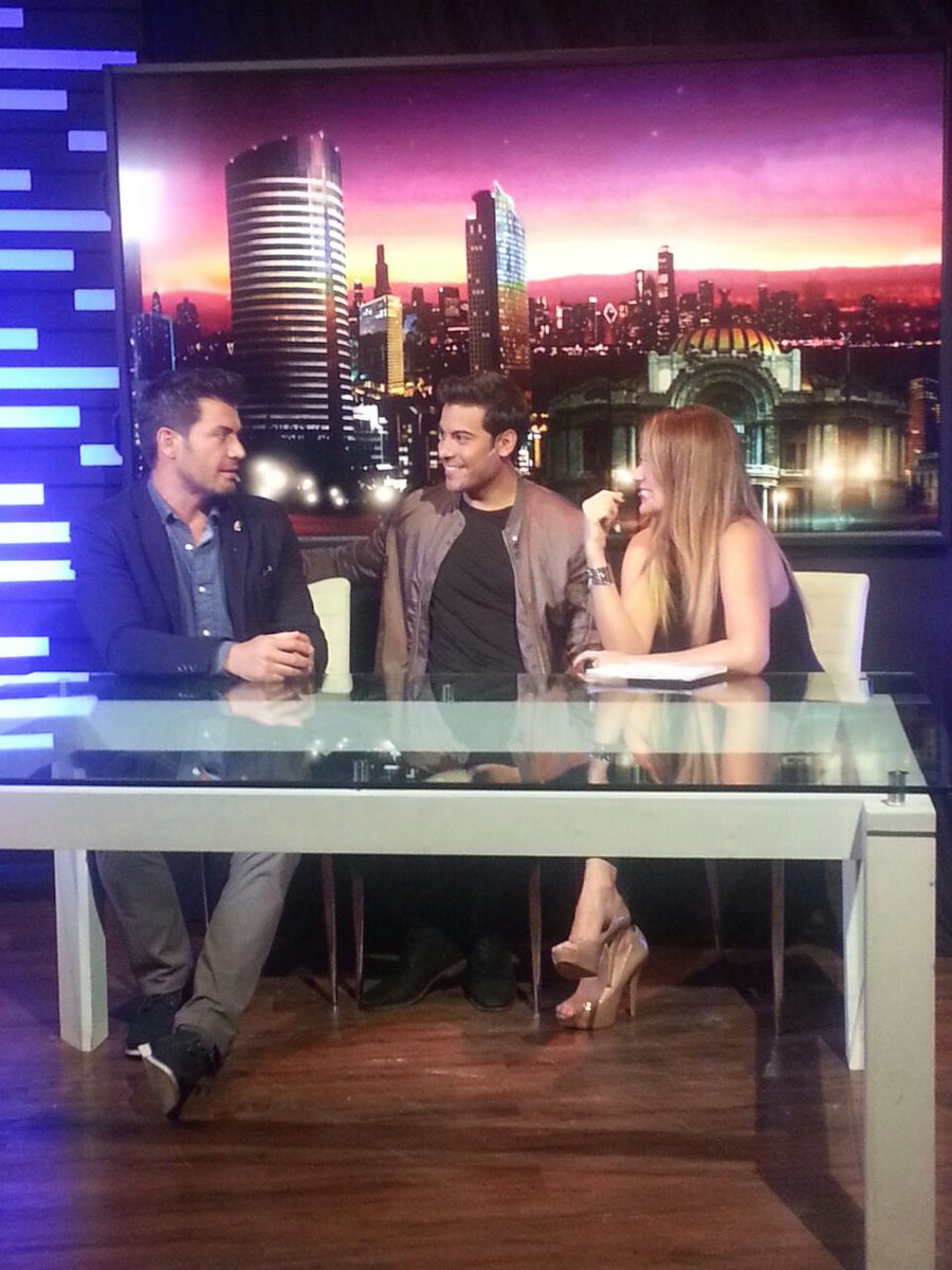 Tierra_Palacios's tweet photo. Hoy vamos a recordar un detrás de uno de los programa que compartimos con #CarlosRivera
¿Lo recuerdan?
#AndrésPalacios https://t.co/7AqLogn9AT