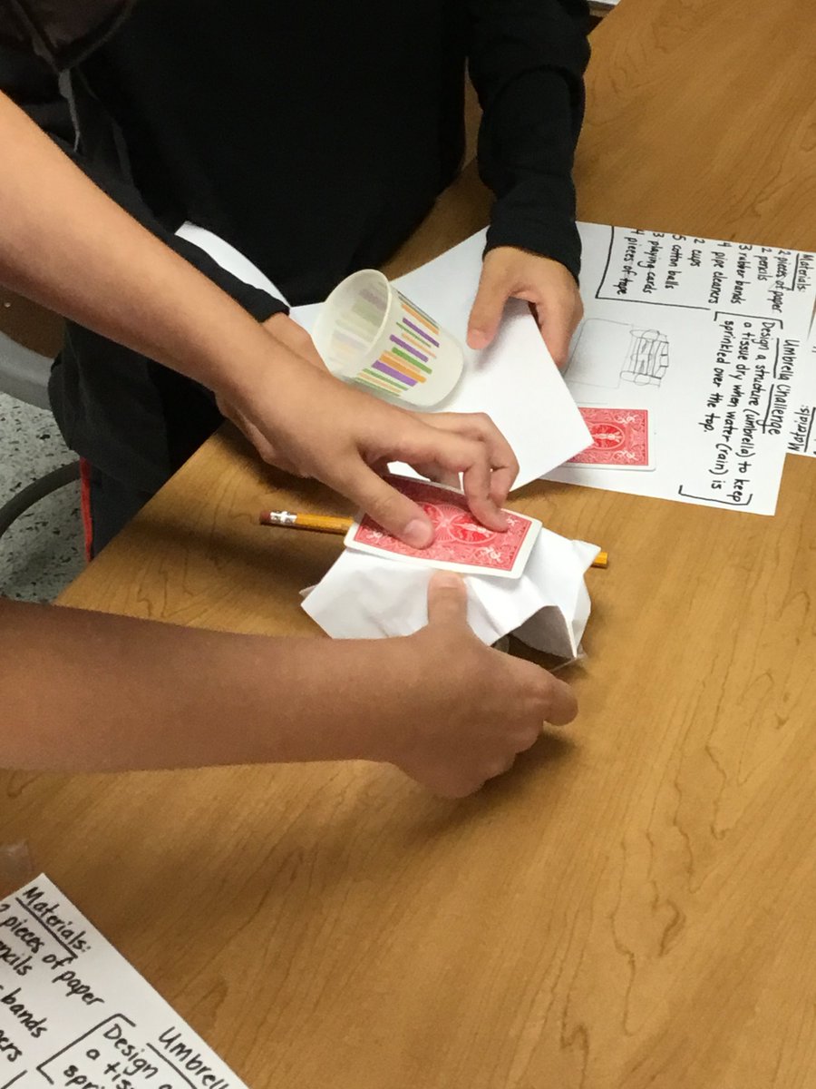 HESlibSTEMtech's tweet image. Umbrella Design Challenge. Can you design a structure to keep the tissue dry using only certain materials??