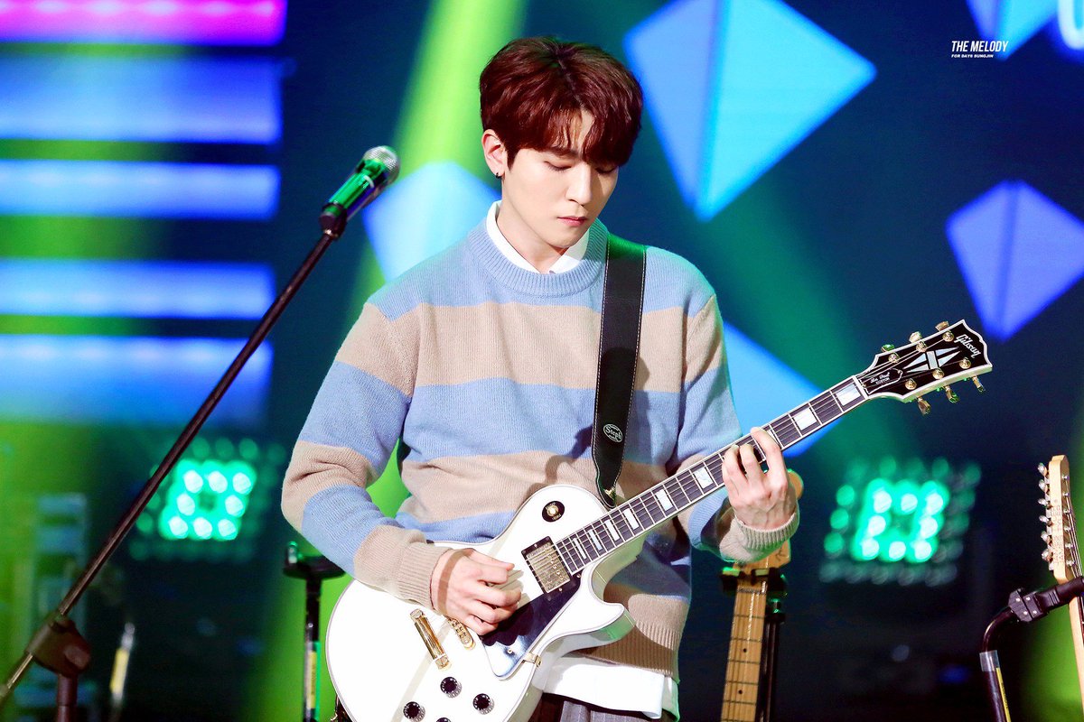 seongjinator's tweet image. 이뻐 죽겠네 우리 떵띤 옵 ✨ plz grow up faster dear hairs