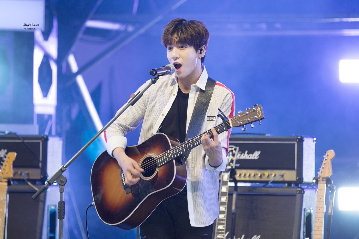 seongjinator's tweet image. 이뻐 죽겠네 우리 떵띤 옵 ✨ plz grow up faster dear hairs