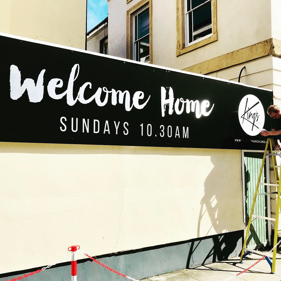 ottimodigital's tweet image. Install complete! #brushedsilver #mattblack #fasciasign #projectingsigns #wallsign #install #ottimo