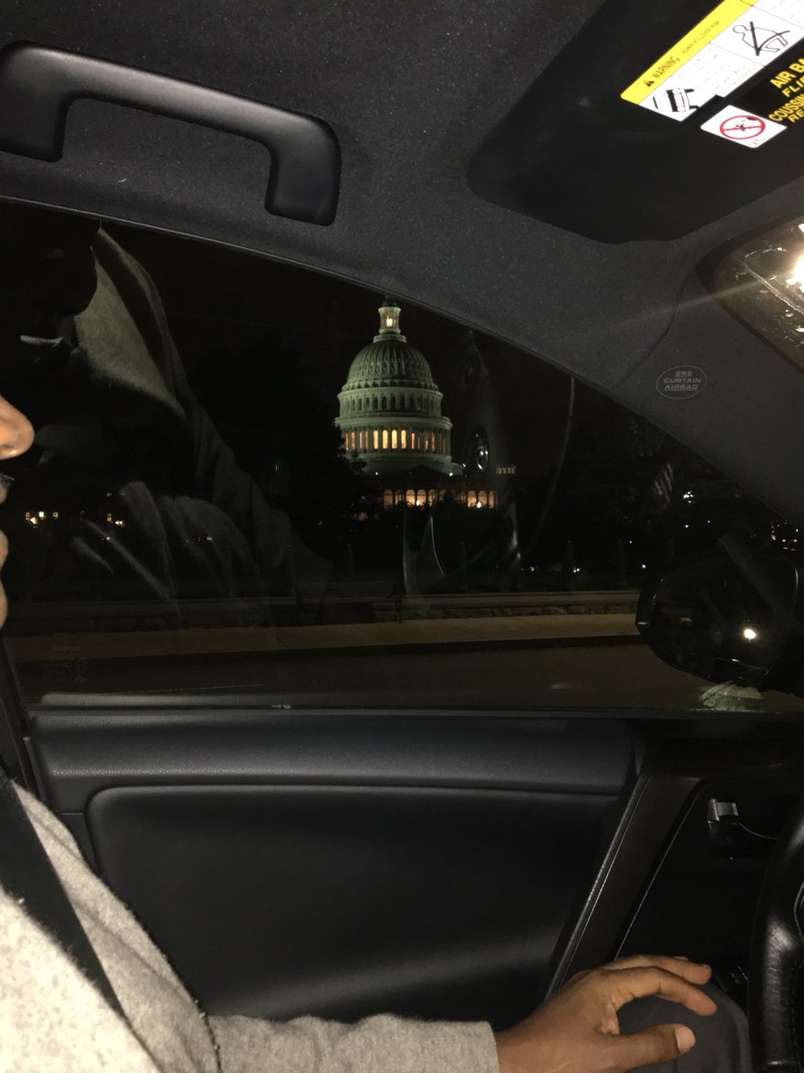 MichelleLomicka's tweet photo. Uber driver winning a few brownie points. Must win the scavenger hunt! #GLNXT https://t.co/LfKfsLk3ER