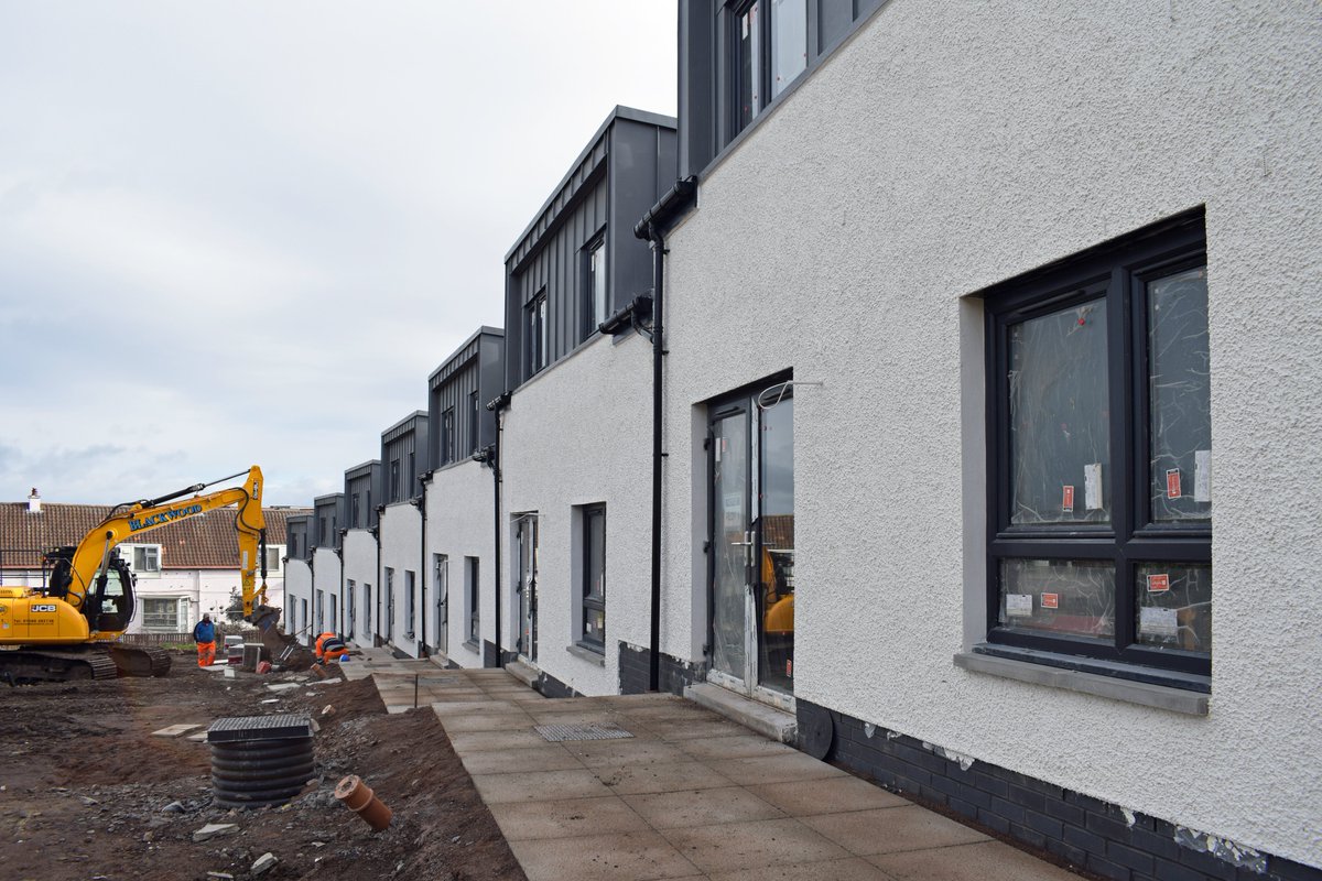 Smith Scott Mullan tweet media