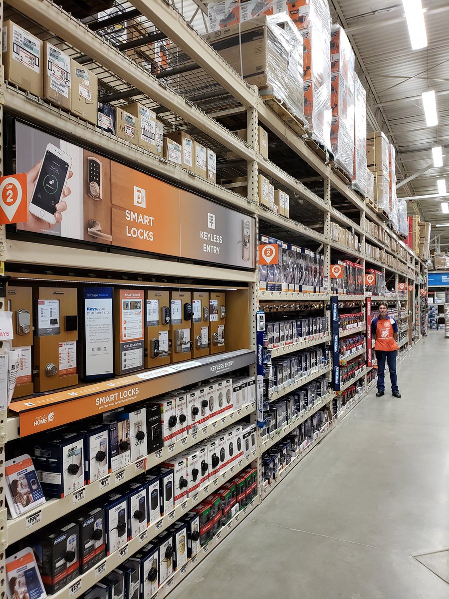 DNeuschafer's tweet photo. Thank you Ty, Jesse and Marissa for your hardwork with the #PerfectAisleChallenge.  Good job!!! @23ddddddd @THDRanson @PaulGinnetti @JimRugen @Dan4805THD https://t.co/6s4GXsNH6F