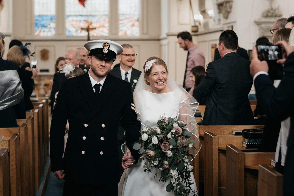 rosecloveruk's tweet photo. In March Jane &amp; Gavin became Mr &amp; Mrs. I wanted to share their fabulous photos taken by Stuart Dudleston so you can check out the shower bouquet I got to design &amp; make for Jane. Happy 6 month Anniversary you two! #southseacastle #weddingflorist https://t.co/3xRLkj2gNr