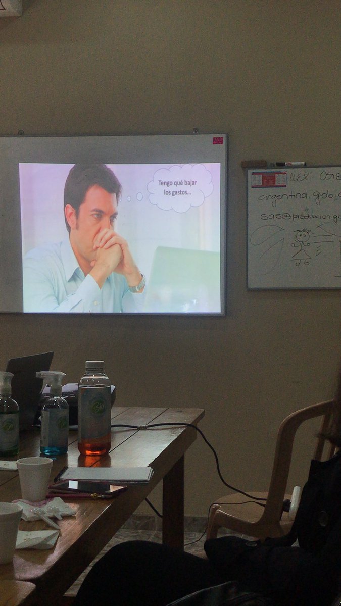 3dos1Com's tweet photo. Charla sobre estrategias de venta en @CAMARAVALSINA. https://t.co/jMLb8UHq62