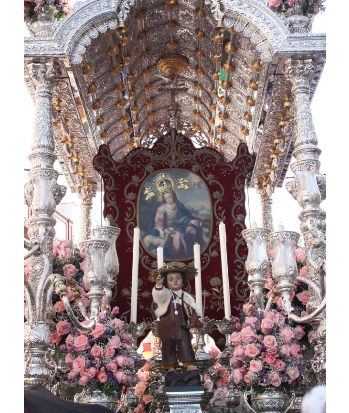 LasAngustias's tweet photo. Buenas tardes.Este fin de semana estaremos en Cantillana, acompañando al simpecado de la Divina Pastora en su romería en la mañana del sábado y la tarde-noche del domingo. Por otro lado, el sábado por la tarde nos desplazamos hasta Huelva para acompañar a la Virgen de la Merced https://t.co/6L48eLSp9c