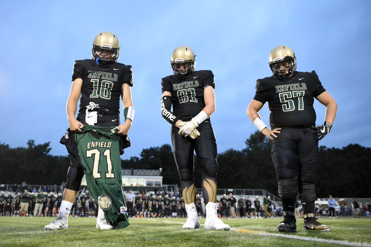 danbrechlin's tweet photo. The @enfield_sports football team lost a teammate, classmate and friend earlier this week. @McFarland_Shawn spoke with players about how they are dealing with loss.
https://t.co/EkMFTQ7Sxo https://t.co/iuLHsr06DU