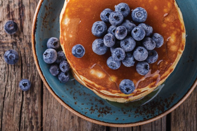 PureLiv's tweet photo. #Breakfast done right: our #Sprouted Spelt Pancakes are a delicious (#WholeGrain) way to start your day! https://t.co/QDc2J3wgvz #recipe #PancakeDay #BetterBreakfastMonth #WholeGrainsMonth https://t.co/MvXapTueJ2