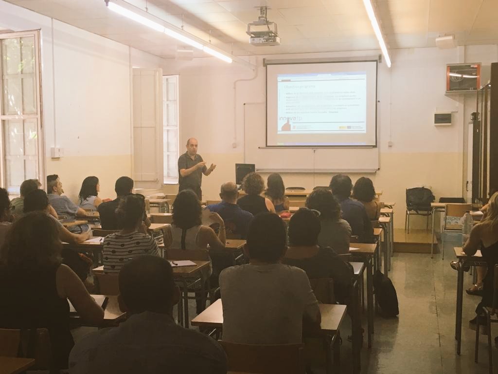 Programa innovaFP (@innovafp) on Twitter photo A <a href="/Institut_Ebre/">Institut de l'Ebre</a> centre capdavanter en innovació i transferència de coneixement. Comencem!!! A <a href="/Institut_Ebre/">Institut de l'Ebre</a> centre capdavanter en innovació i transferència de coneixement. Comencem!!!