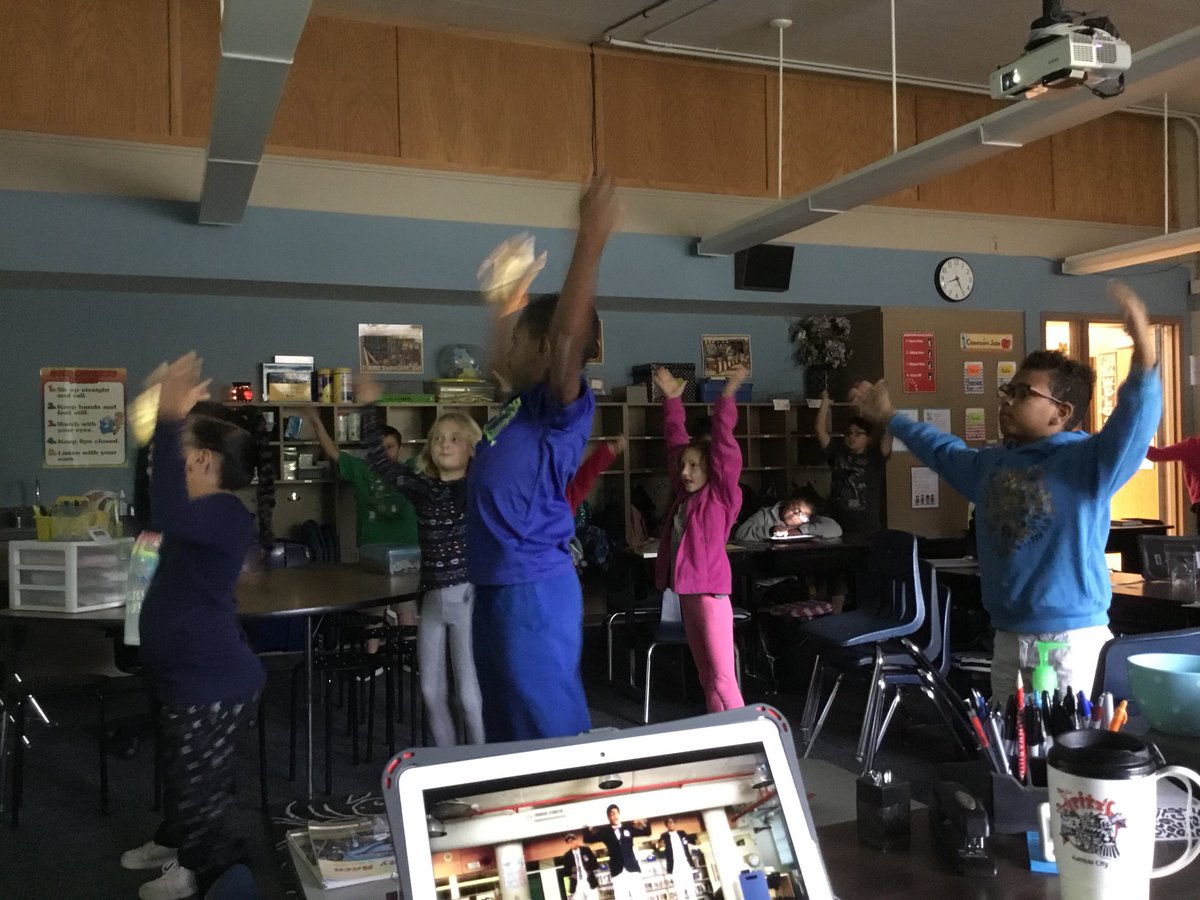 jadareedrushton's tweet photo. Doin the Water Cycle with @GoNoodle! #WeareRushtonStars @Rushton5121 https://t.co/eUEnRUSdG8