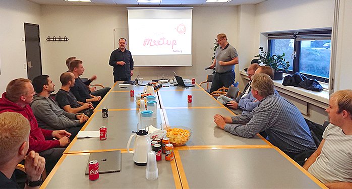 GateHouseLog's tweet photo. Interesting evening with the REST API group where Sr. Software Architect Erling Purkær presented our #cloudbased service #architecture. This led to interesting discussions about #microservices, 12 factor apps, and cloud technologies. https://t.co/6CFXxC5UWl #DevOps #Meetup https://t.co/2CimA4W15k