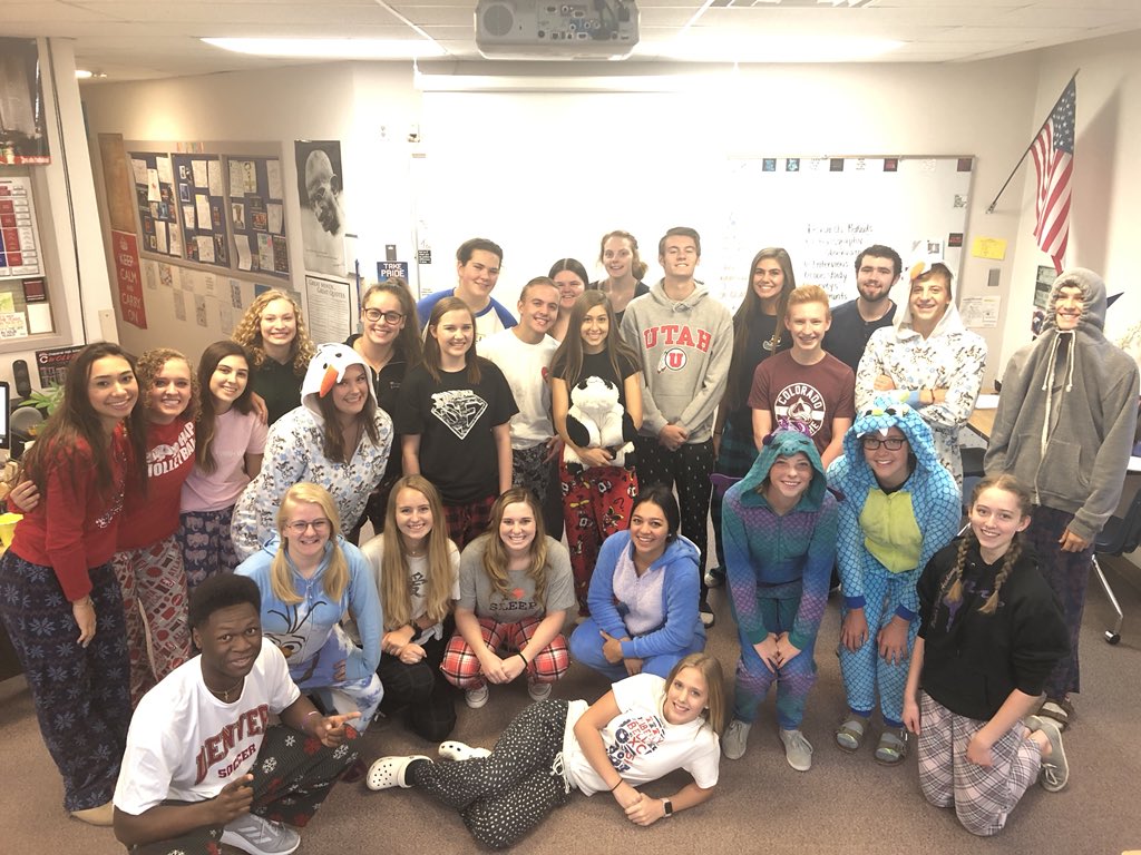 HowardAP_Psych's tweet photo. Homecoming week is in full swing! #hoco2018 #ChapsGotGame https://t.co/nEmsJEpbbR