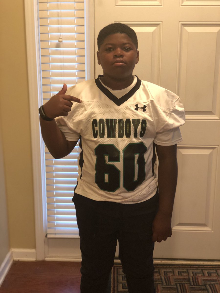 jackiejohnson's tweet photo. It’s the FIRST game day for one of those JBoyz! Let’s go Cowboys ! #SouthwestMiddleSchoolvsKernodle #FirstMiddleSchoolGame #7thGrade #OL #EvanJ @SWMiddleCowboys 🏈@Land0_21 https://t.co/Pye21iBbxO