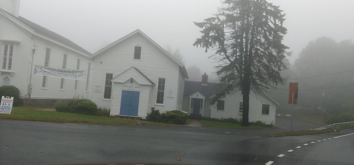 hellohahanarf's tweet photo. Misty and foggy drive to work was beyond magnificent. Squeeeeeee!
#smalltownCT https://t.co/FycS5jxvs4